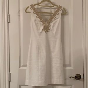 White Lilly Pulitzer v neck dress